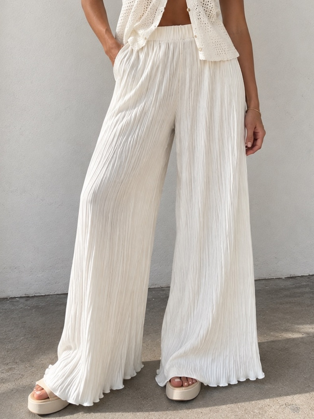 GOOD AMERICAN White Plisse Georgette Wide Leg Pleated Pants
